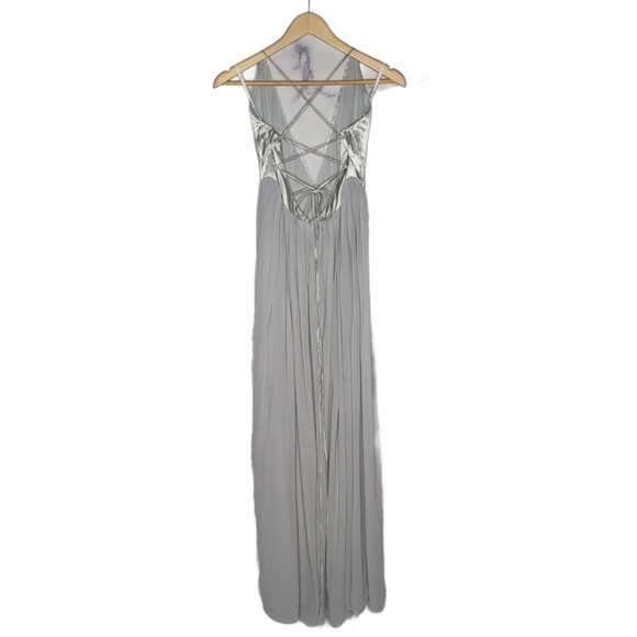 Carli Bybel x Missguided Grey Maxi Dress - Picture 5 of 6
